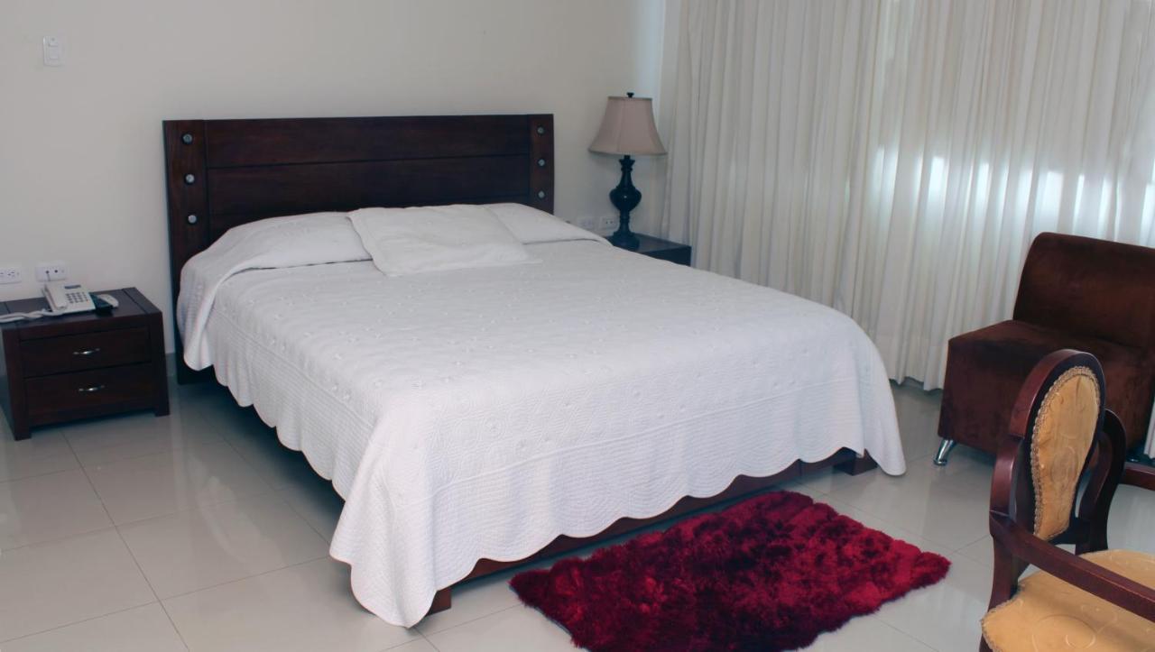 Hotel Sol Del Este Cartagena Exterior photo